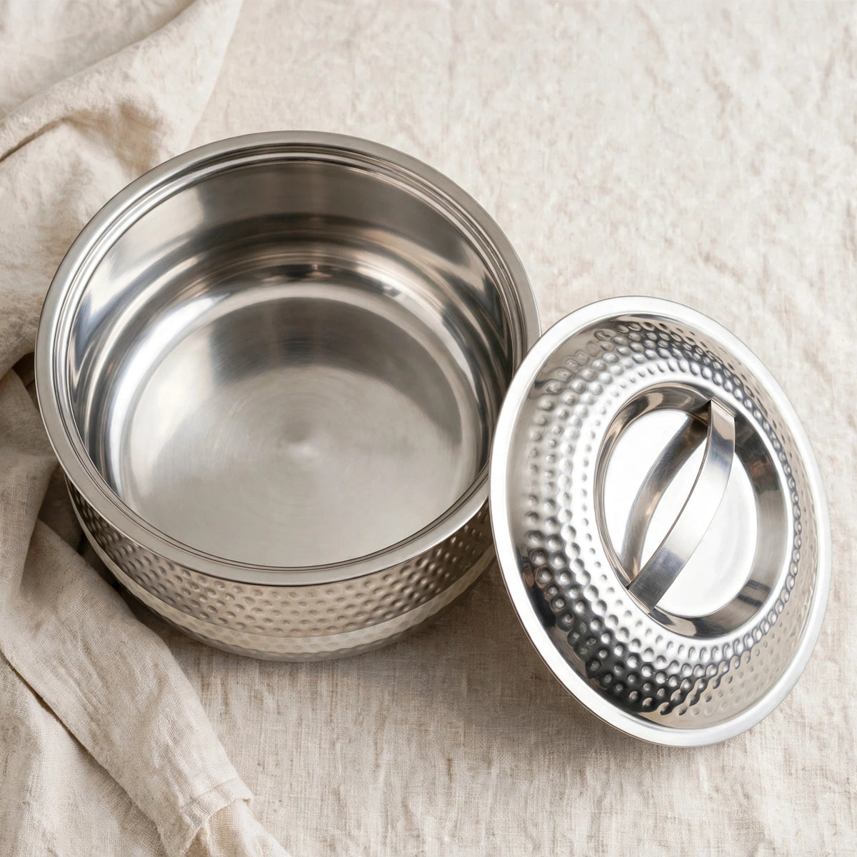 Stainless Steel Hot Pot Insulated Food Warmer Hammered Roti Rice 2100